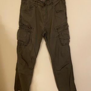 NWOT men’s cargo pants